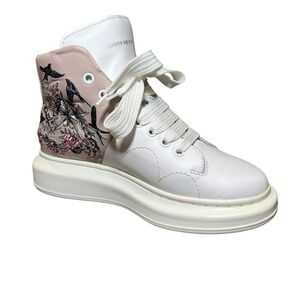 Vintage Alexander McQueen Women's White and Pink Tattoo Embroidered Shoe